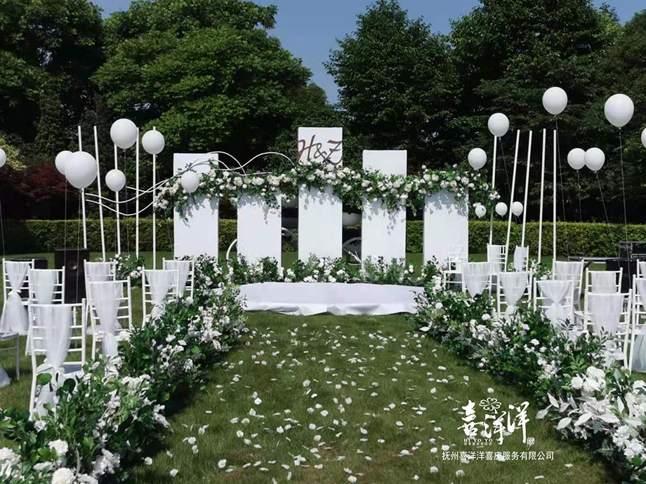 �����ƺ����